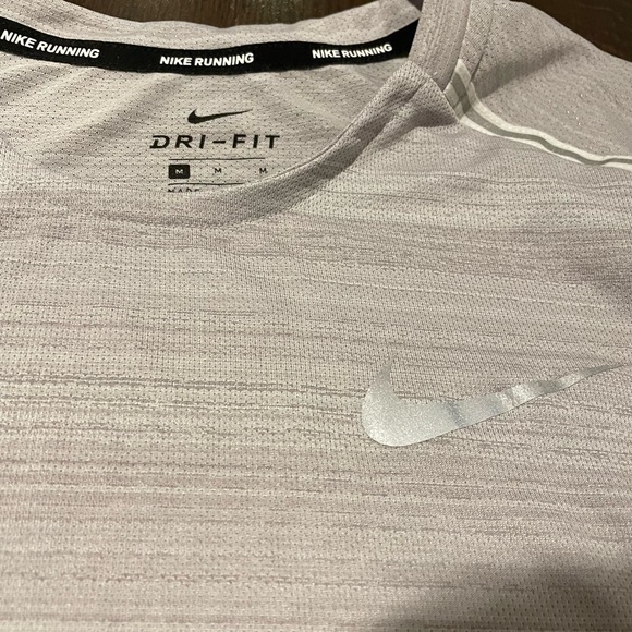 NWOT // Mens Nike dry fit grey tee - Picture 2 of 4